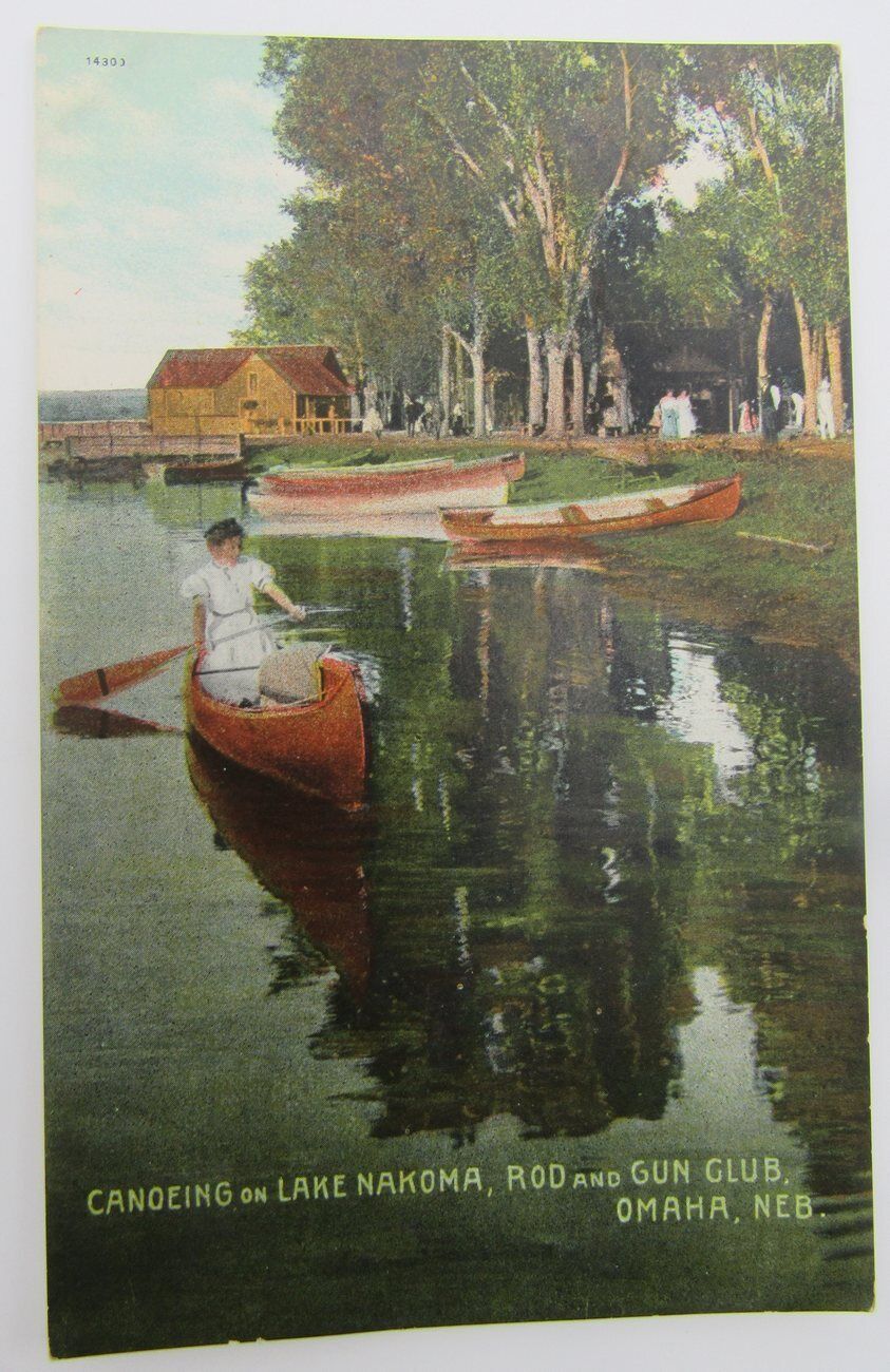 1912 Canoeing on Lake Nakoma, Rod and Gun Club Omaha, NE Unused Postcard