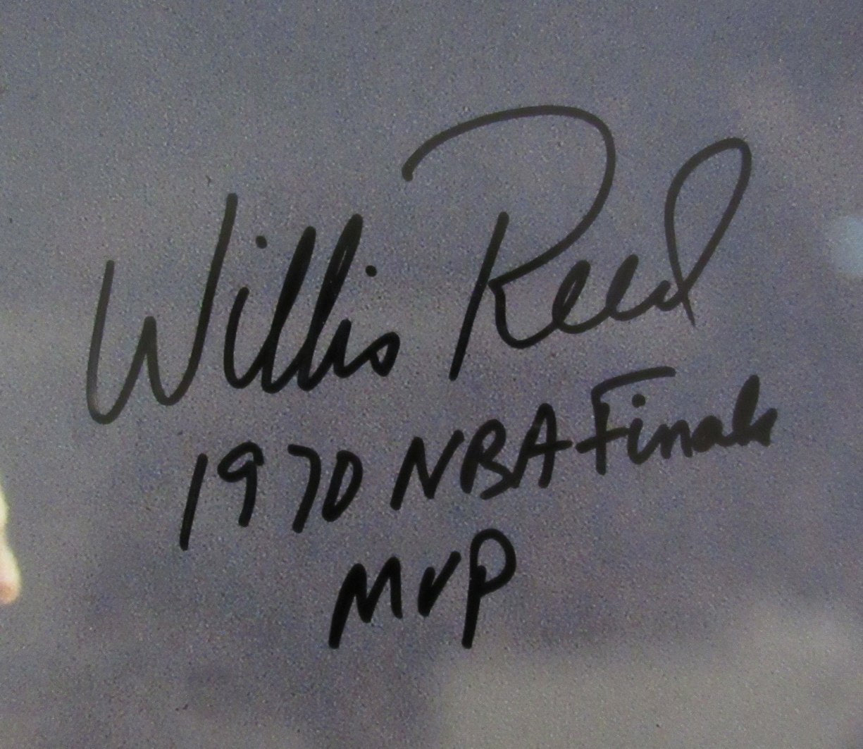 Willis Reed HOF Signed/Inscribed 20x30 Photo New York Knicks PSA/DNA 192402