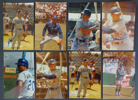 Lot of (8) Autographed 4x6 Snap Shot Photos Los Angeles Dodgers 177118