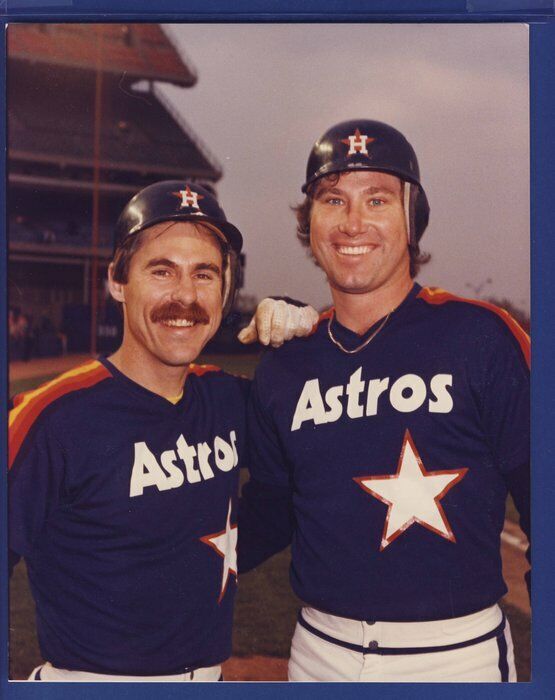 Garner and Knight Astros wire photo 119848