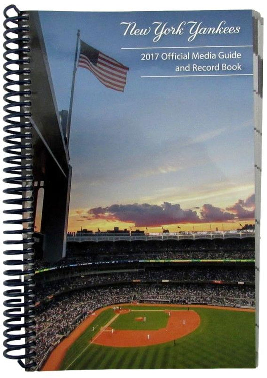 2017 New York Yankees Official Media Guide and Record Book 188008