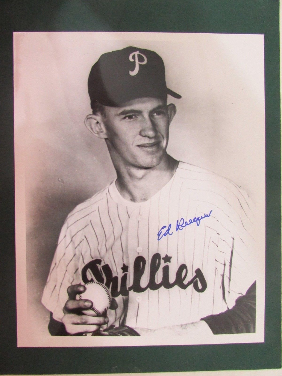 Ed Keegan Philadelphia Phillies Signed/Autographed 8x10 Photo 127548