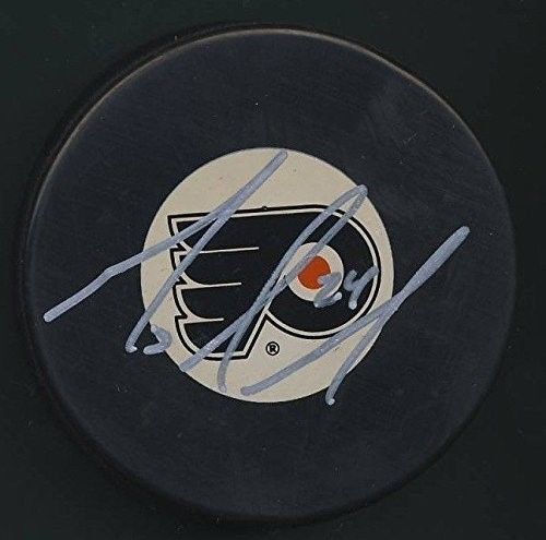 Matt Read Flyers Autographed/Signed Hockey Puck JSA W253006