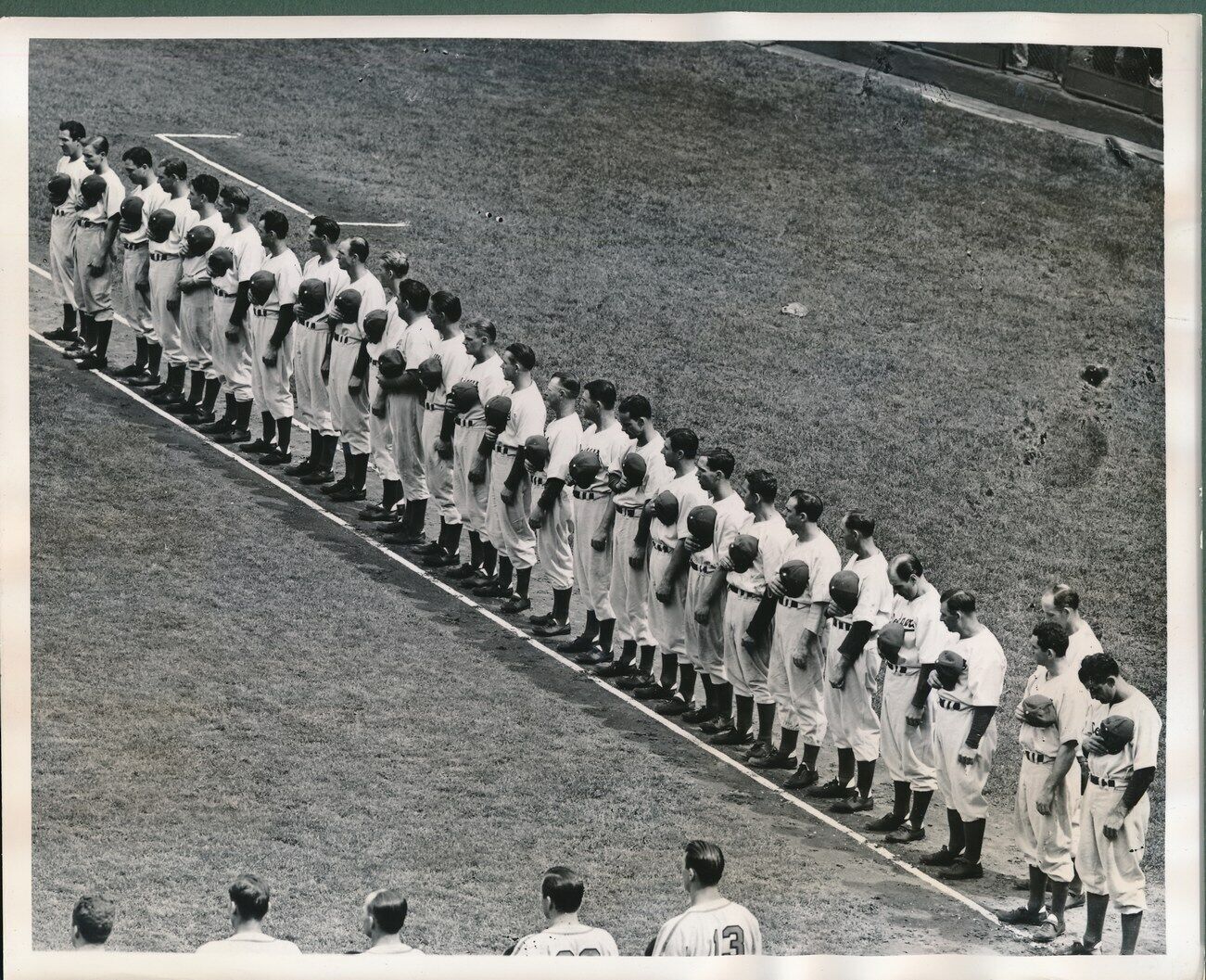 1941 Brooklyn Dodgers Team 8x10 B/W Wire/Press Team Photo 150737