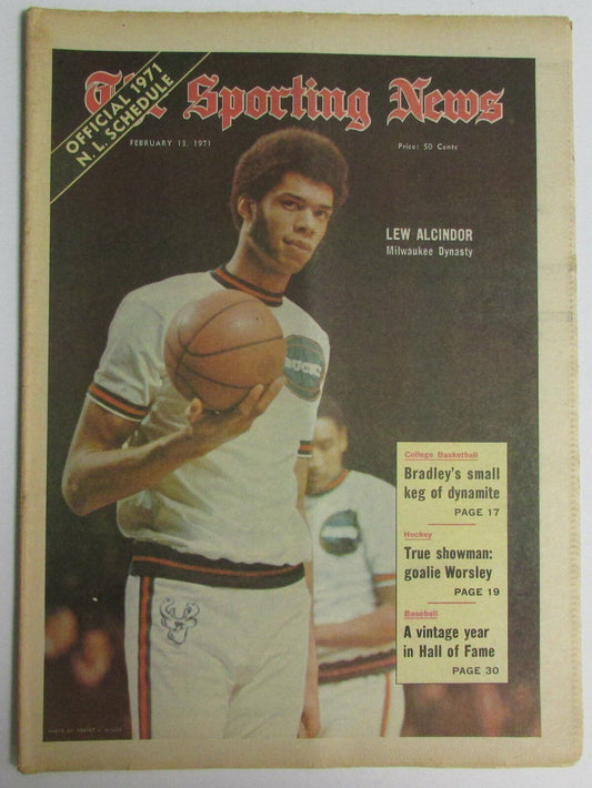 Lew Alcindor Milwaukee Bucks February 13th, 1972 Sporting News Cover 144650