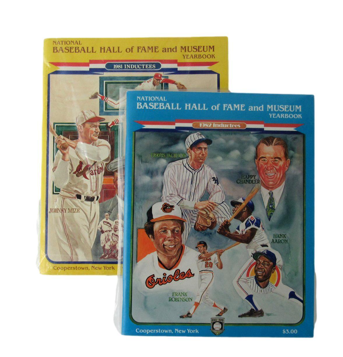 Lot of 2 Baseball Hall of Fame and Museum Yearbooks (1981, 1982) 160896