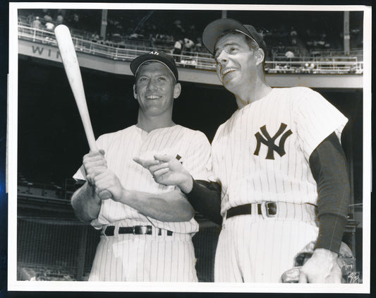 Mickey Mantle/Joe DiMaggio HOF UNSIGNED 8x10 B/W Photo New York Yankees