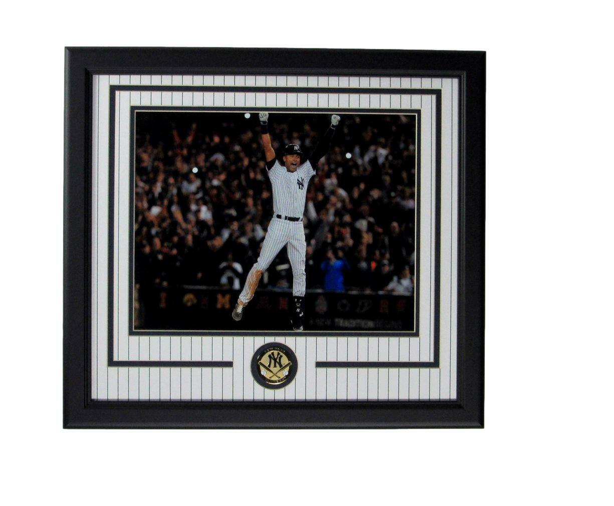 Derek Jeter HOF New York Yankees   11x14 Photo Framed 165787