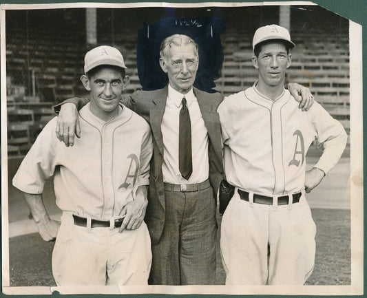 Cochrane/Mack/Grove 1936 Philadelphia A's 8x10 B/W Wire/Press Photo 150727