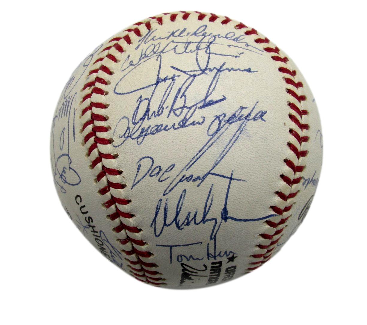 1991 Mets Team Signed by 30 Players ONL Baseball Harrelson Strawberry 187270