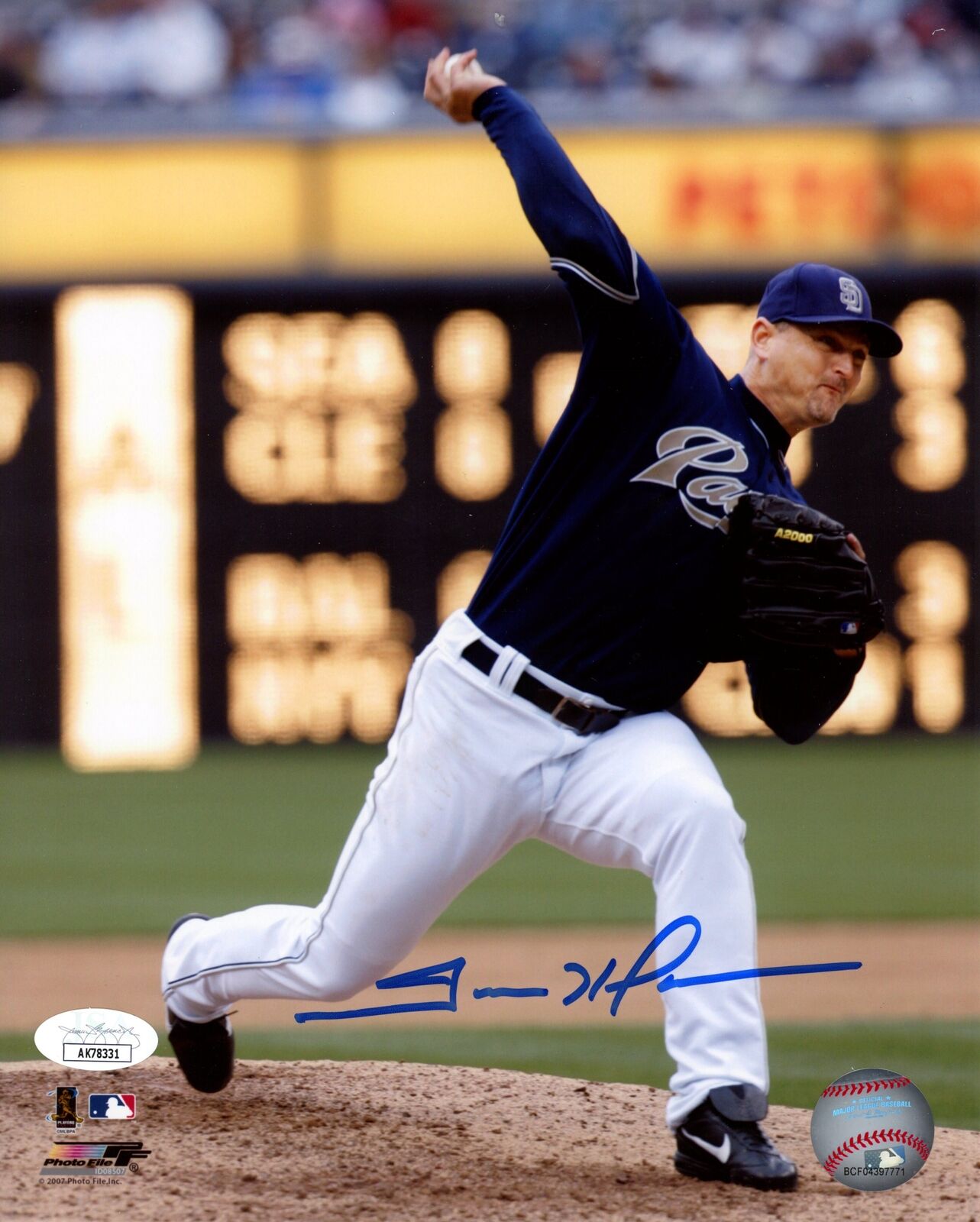 Trevor Hoffman HOF Autographed 8x10 Photo San Diego Padres JSA 180888