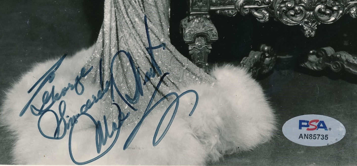 Mae West Signed/Inscribed Vintage 8x10 B/W Photo Actress PSA/DNA 192278