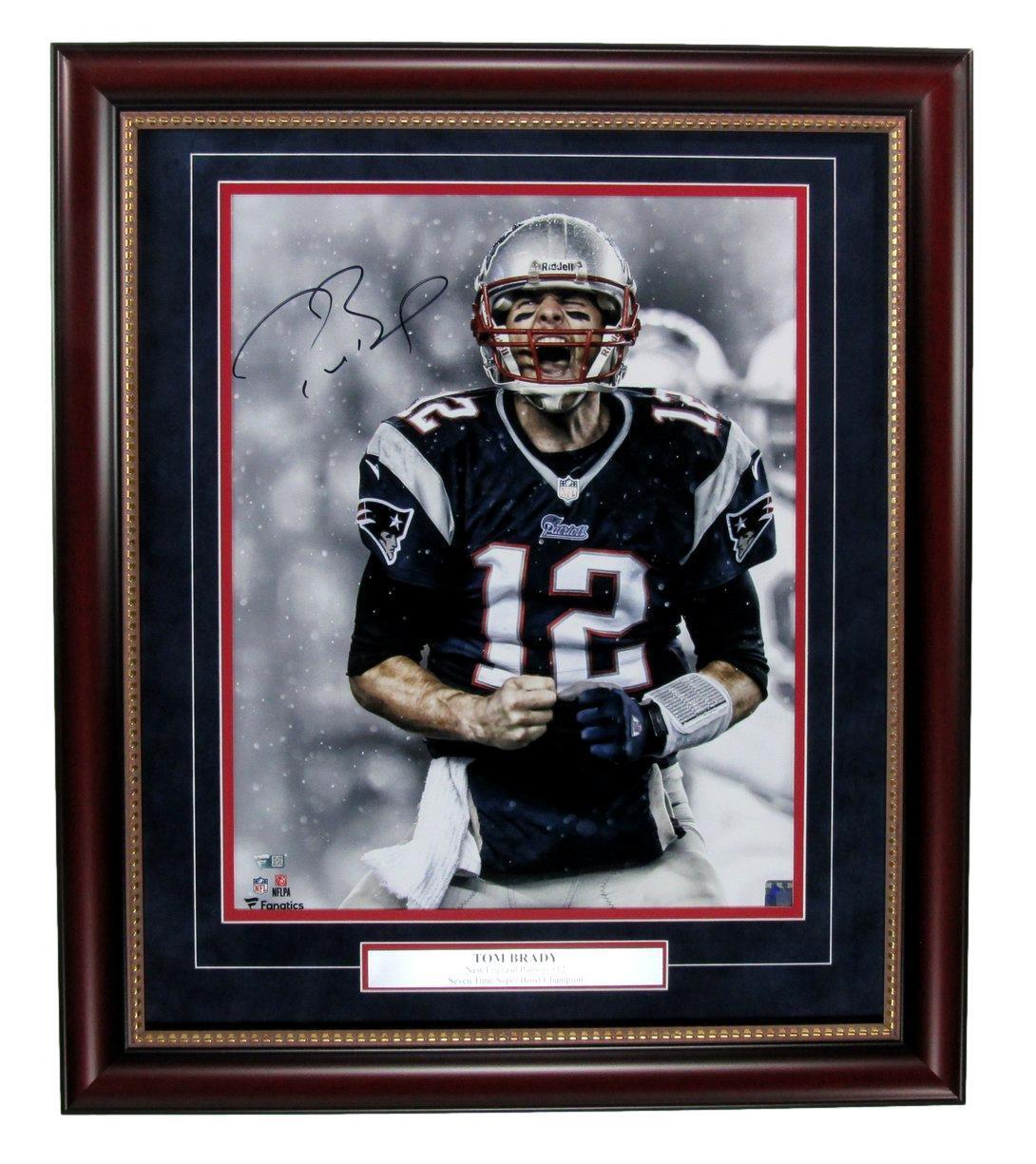 Tom Brady Autographed 16x20 Photo New England Patriots Framed Fanatics 177225