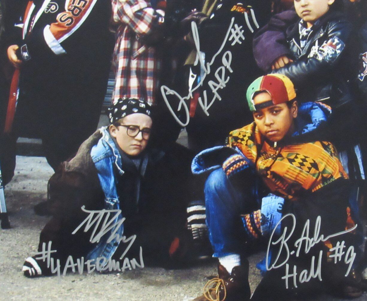 The Mighty Ducks Movie Signed by 10 Cast w/ ESTEVEZ  Auto 16x20 Photo JSA 166303