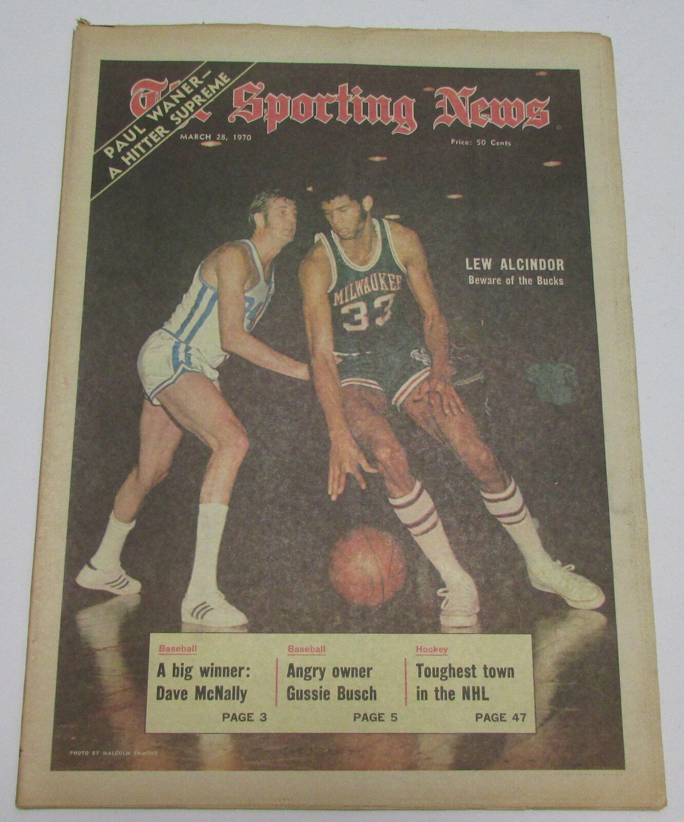 Lew Alcindor Milwaukee Bucks March 28th, 1970 Sporting News Cover 144697