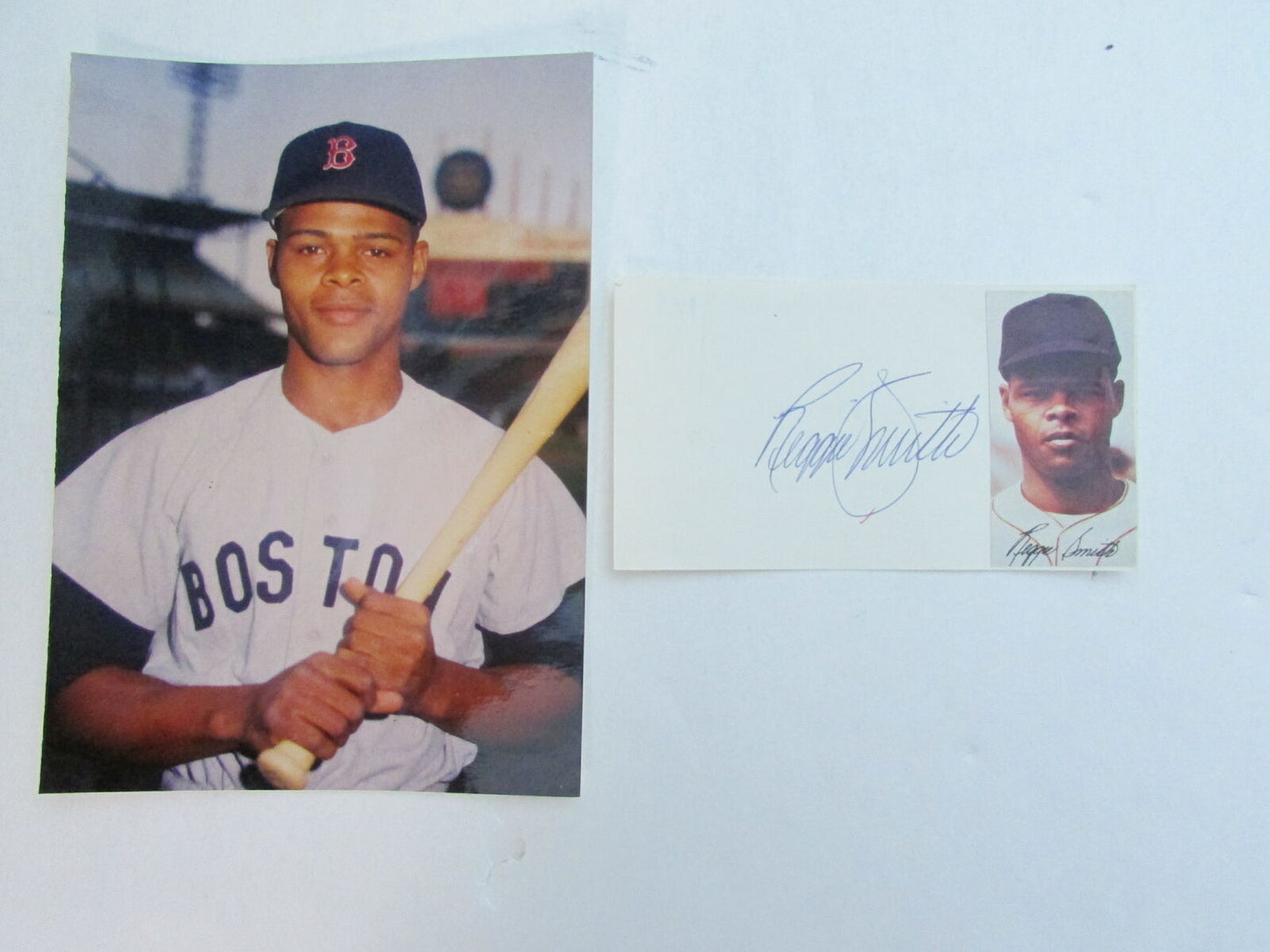Reggie Smith 1967 Boston Red Sox Signed 3x5 Index Card with 5x7  Photo 158520
