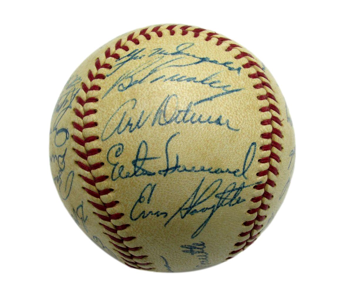 1959 Yankees OAL Team Signed Baseball (24) HOFers Berra /Ford/ Slaughter JSA