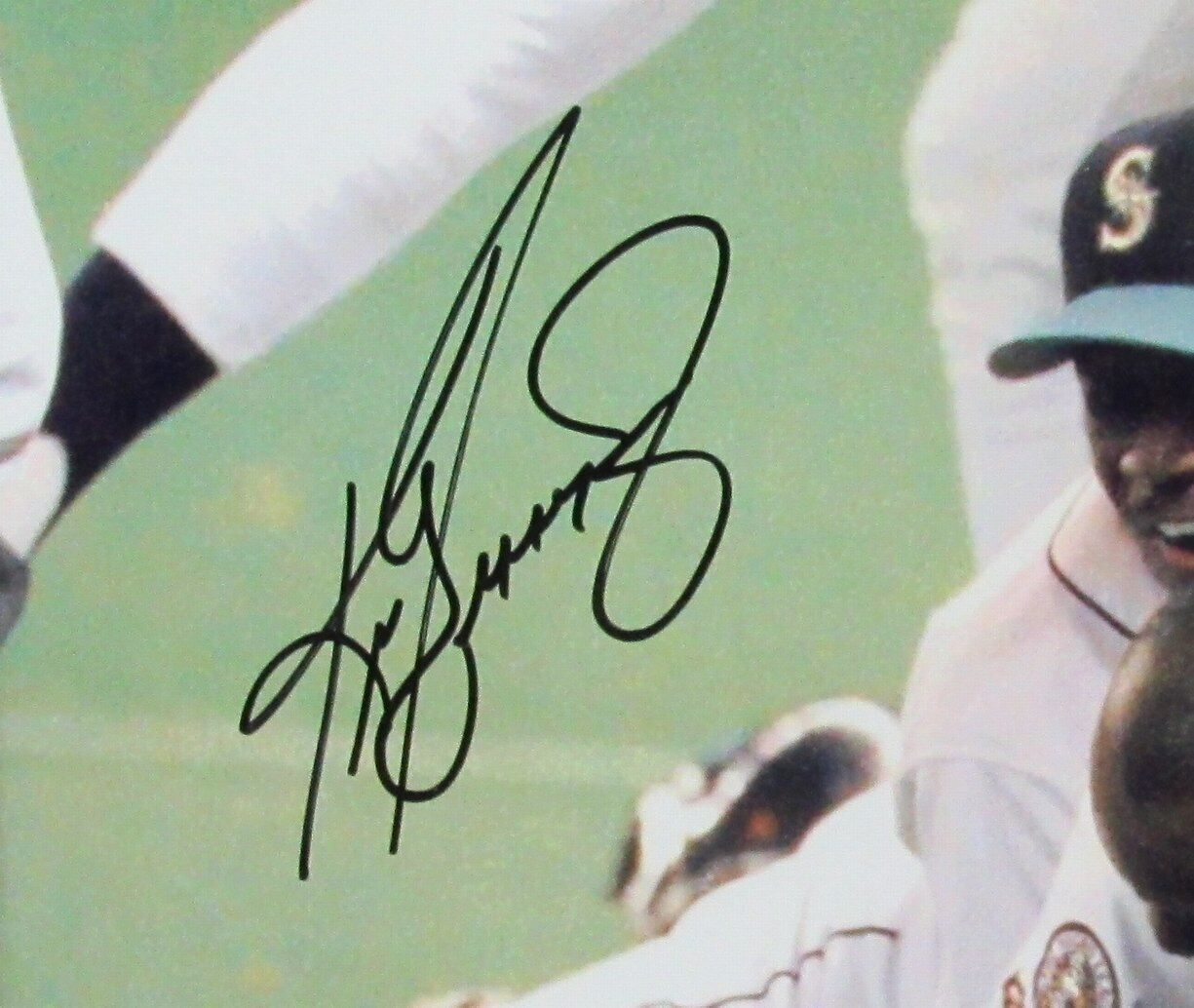 Ken Griffey Jr. HOF Autographed 16x20 Photo Seattle Mariners Framed Beckett