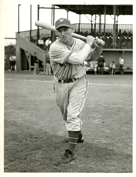 Frank Demaree 7x9 B/W 1940 Press Wire Photo New York Giants