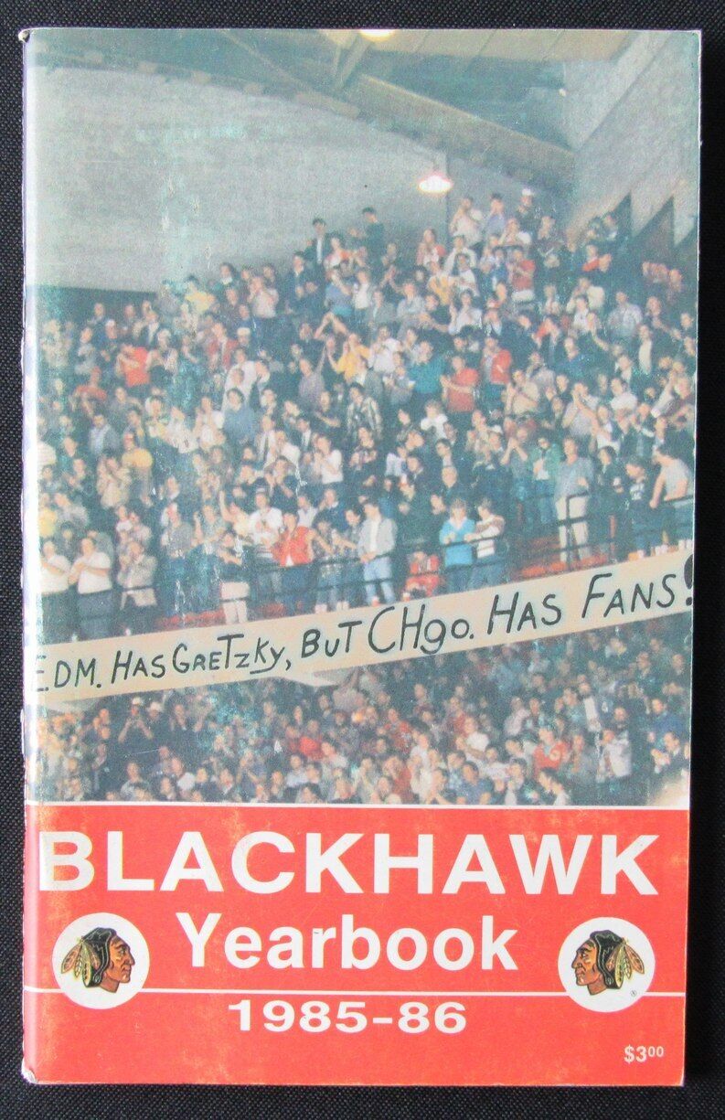 1985-86 Chicago Blackhawk Ice Hockey Yearbook 176292