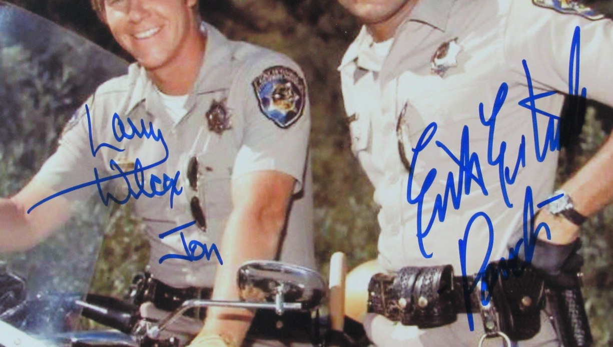 Larry Wilcox/Erik Estrada Dual-Signed 11x14 Photo "Chips" Framed Beckett 183647