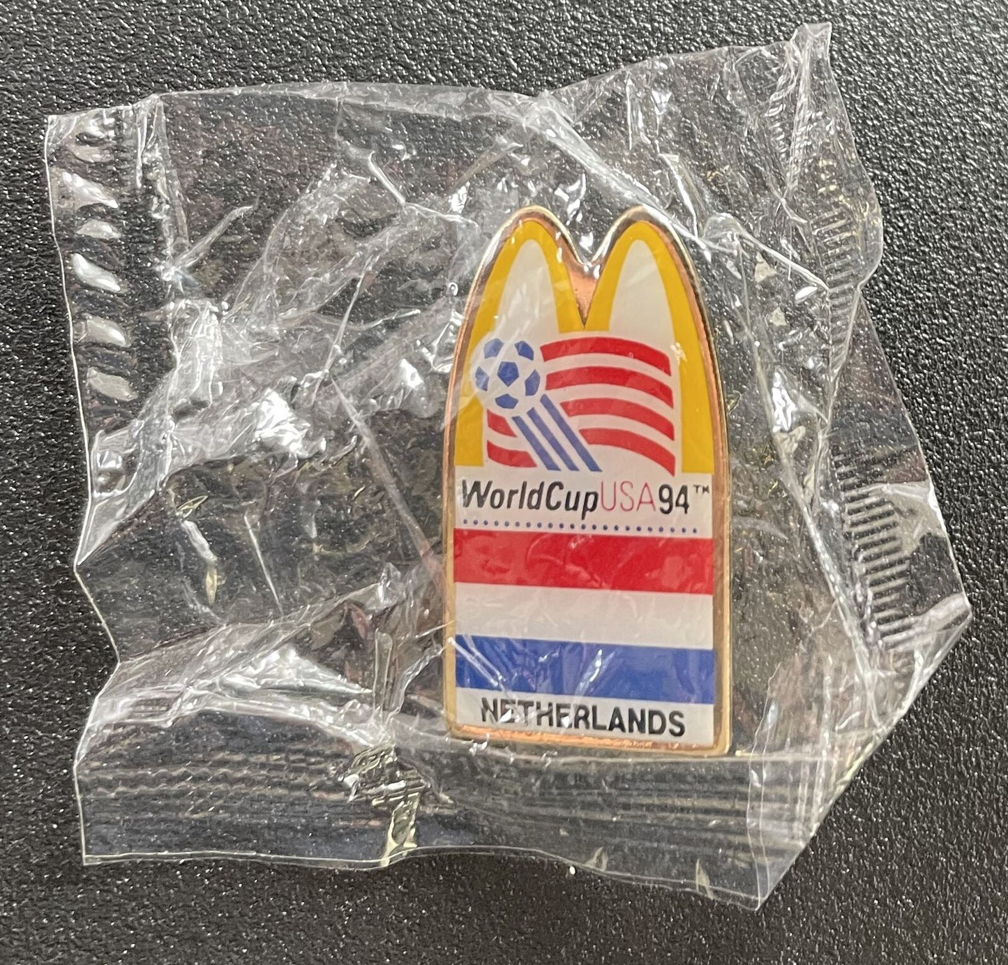 1994 USA World Cup Soccer Commemorative McDonalds Arch Pin - Netherlands