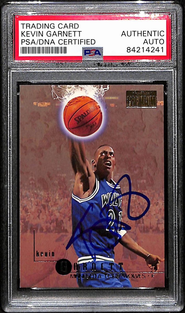 Kevin Garnett HOF Signed/Auto 1996-97 Skybox Card #67 Wolves PSA/DNA 193459