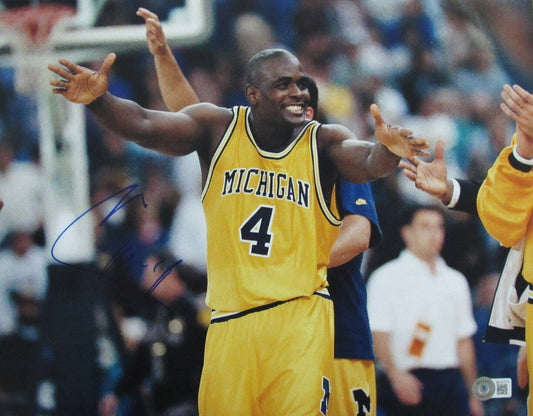 Chris Webber Autographed 11x14 Basketball Photo Univ of Michigan Beckett