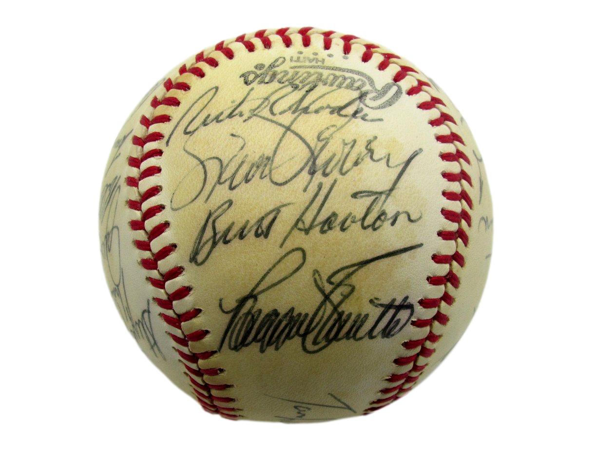 1979 Dodgers Team Signed by 20 ONL Baseball Sutton Lasorda HOF Garvey 190532