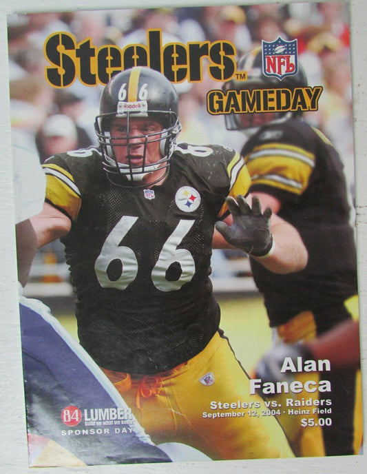 Lot of 3 Pittsburgh Steelers Gamedays and 2004 Football Steelers Yearbook 146807