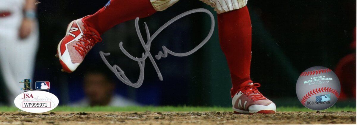 Odubel Herrera Philadelphia Phillies At Bat Signed 8x10 Photo JSA 136495