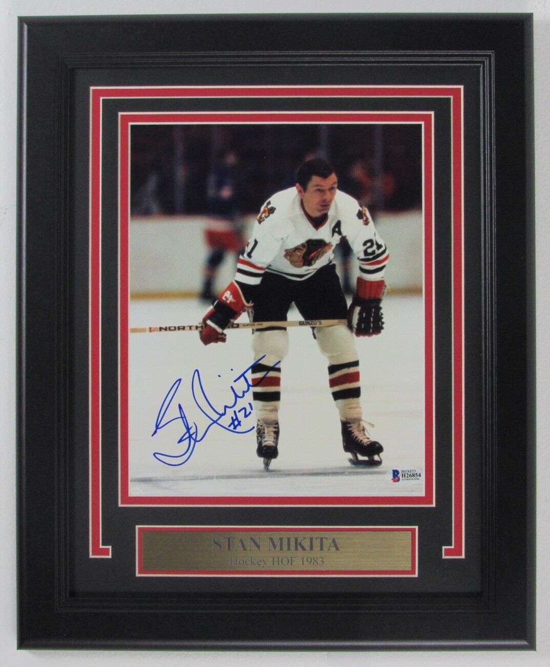 Stan Mikita Blackhawks Signed/Autographed 8x10 Framed Photo BAS/Beckett 152445