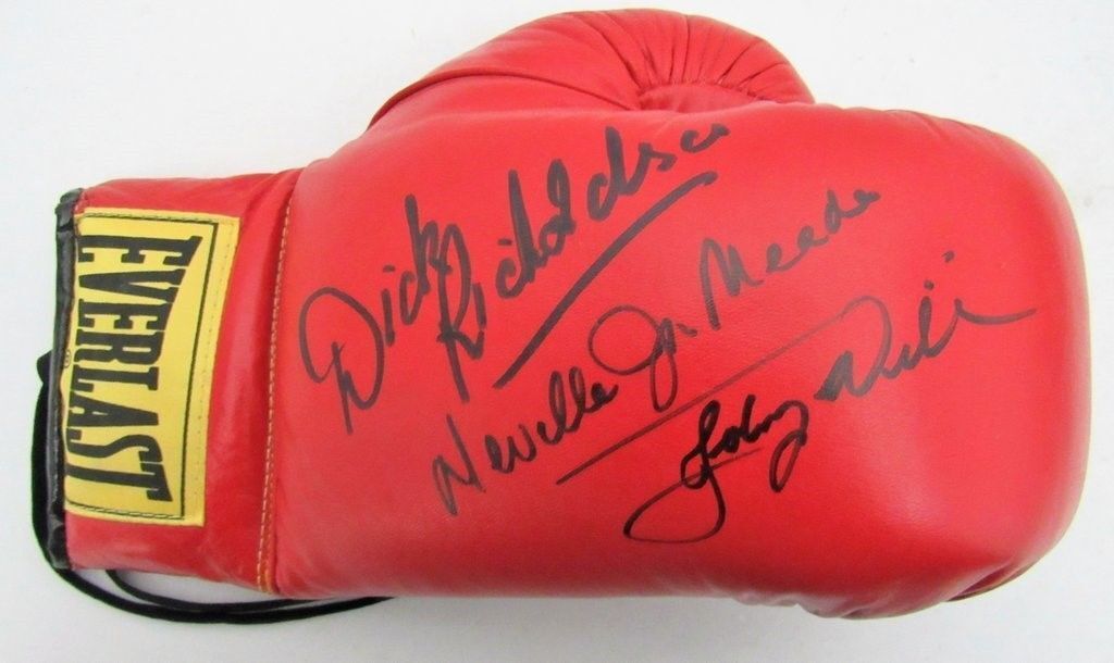 Dick Richardson Neville Meade Johnny Williams Signed Everlast Boxing Glove JSA