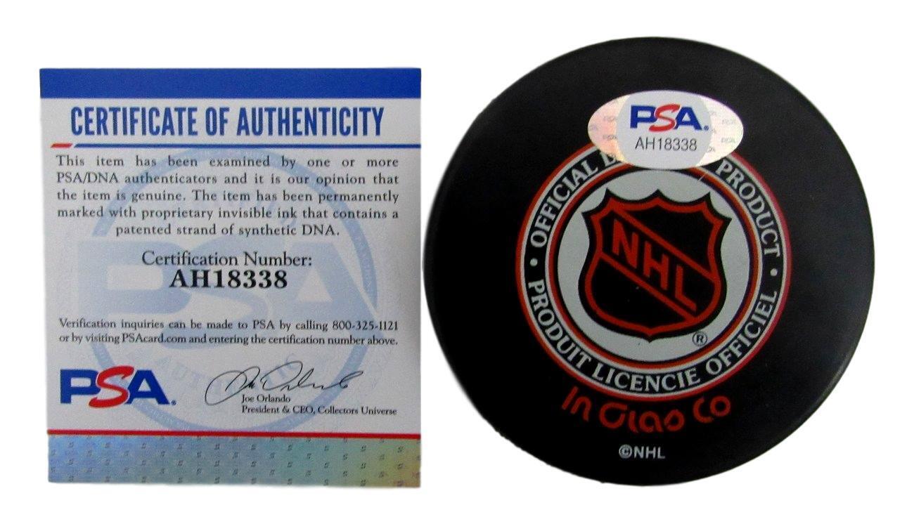 Maurice Richard Signed/Autographed Montreal Canadiens Hockey Puck PSA 147775