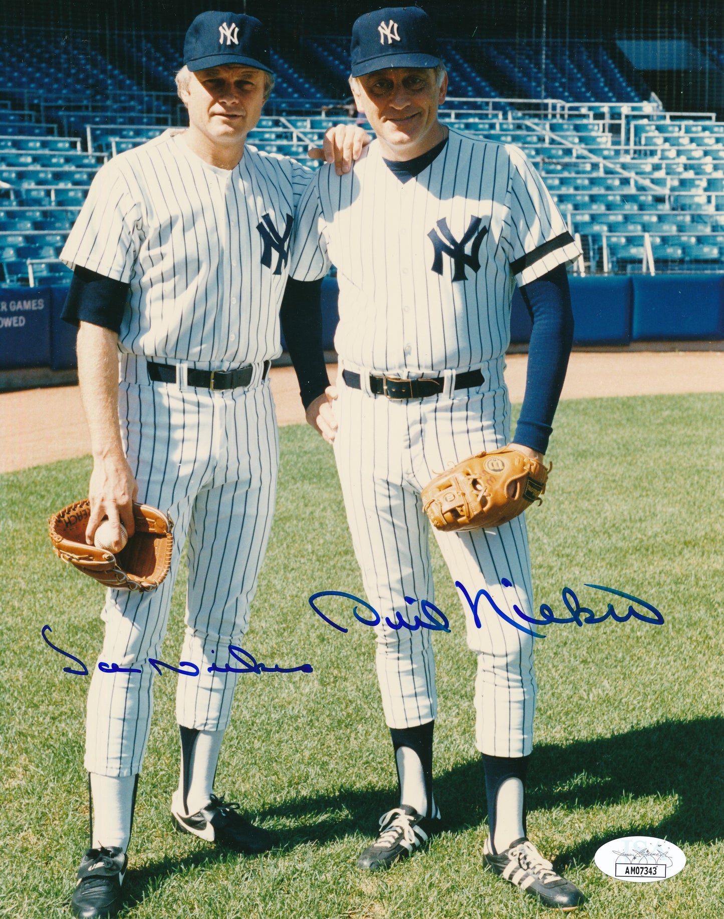 Phil Niekro HOF/Joe Niekro Dual-autographed 8x10 Photo Yankees JSA 183216