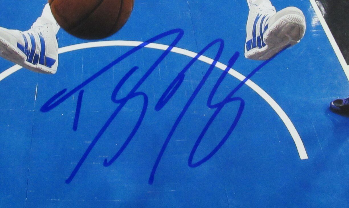 Dwight Howard Autographed 11x14 Basketball Photo Orlando Magic Beckett