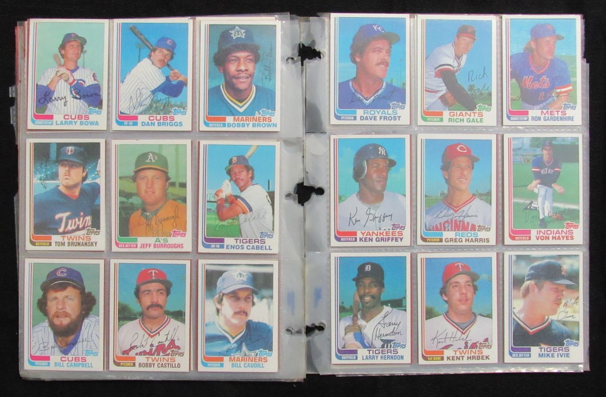 1982 Topps Traded Baseball Set (132) Ripken Jr RC, O. Smith RC ,Jackson 189827