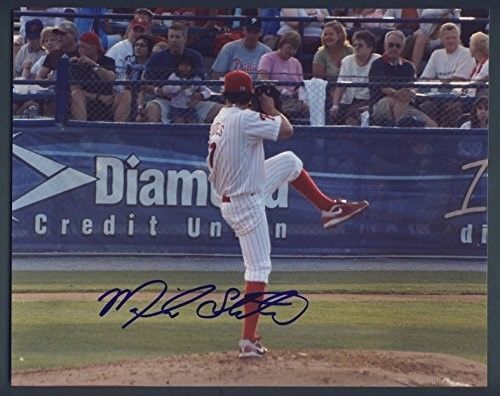 Mike Stutes Phillies Autographed/Signed 8x10 Photo 124448