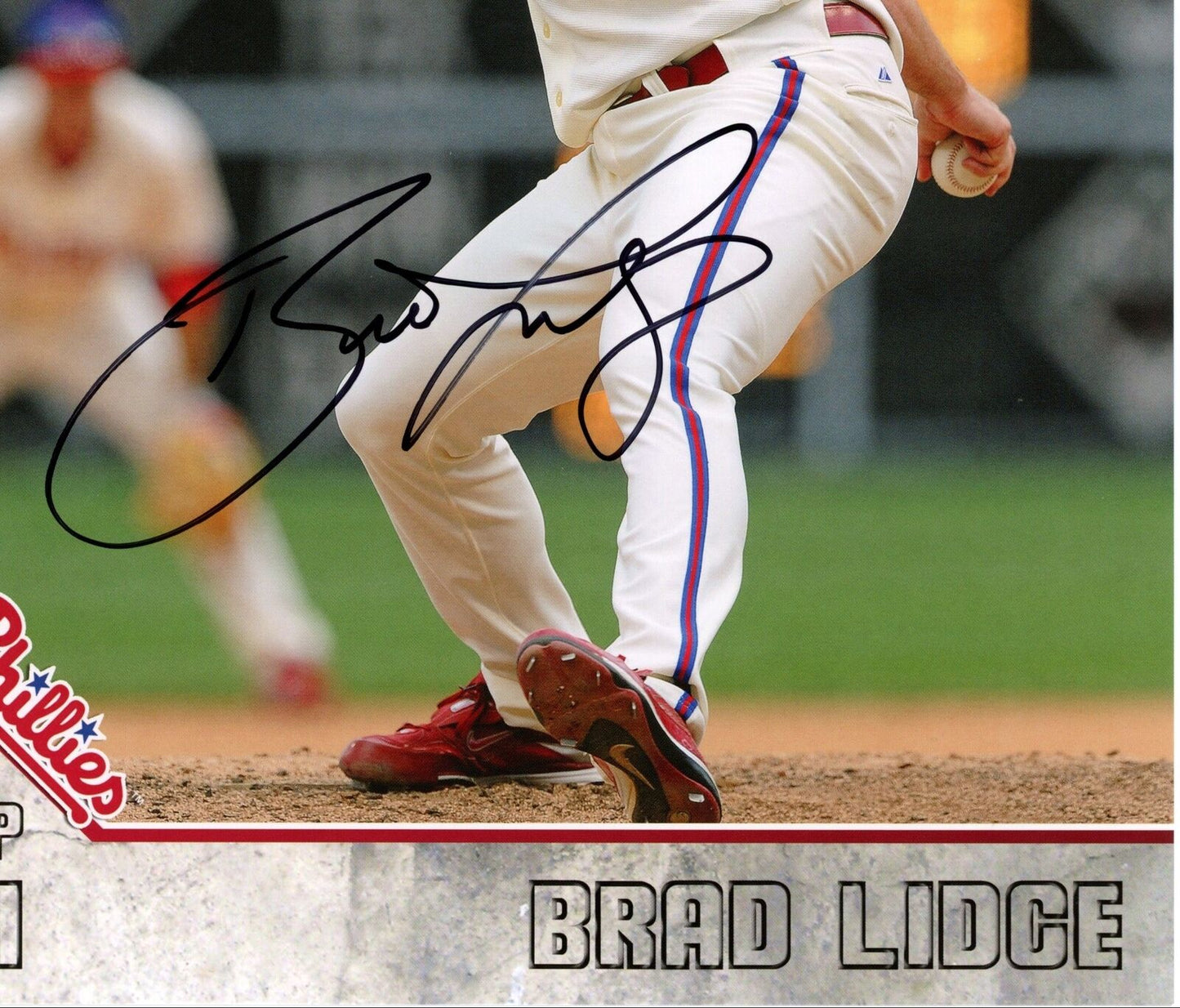 Brad Lidge Autographed 2010 8x10 Phillies Phan Photo