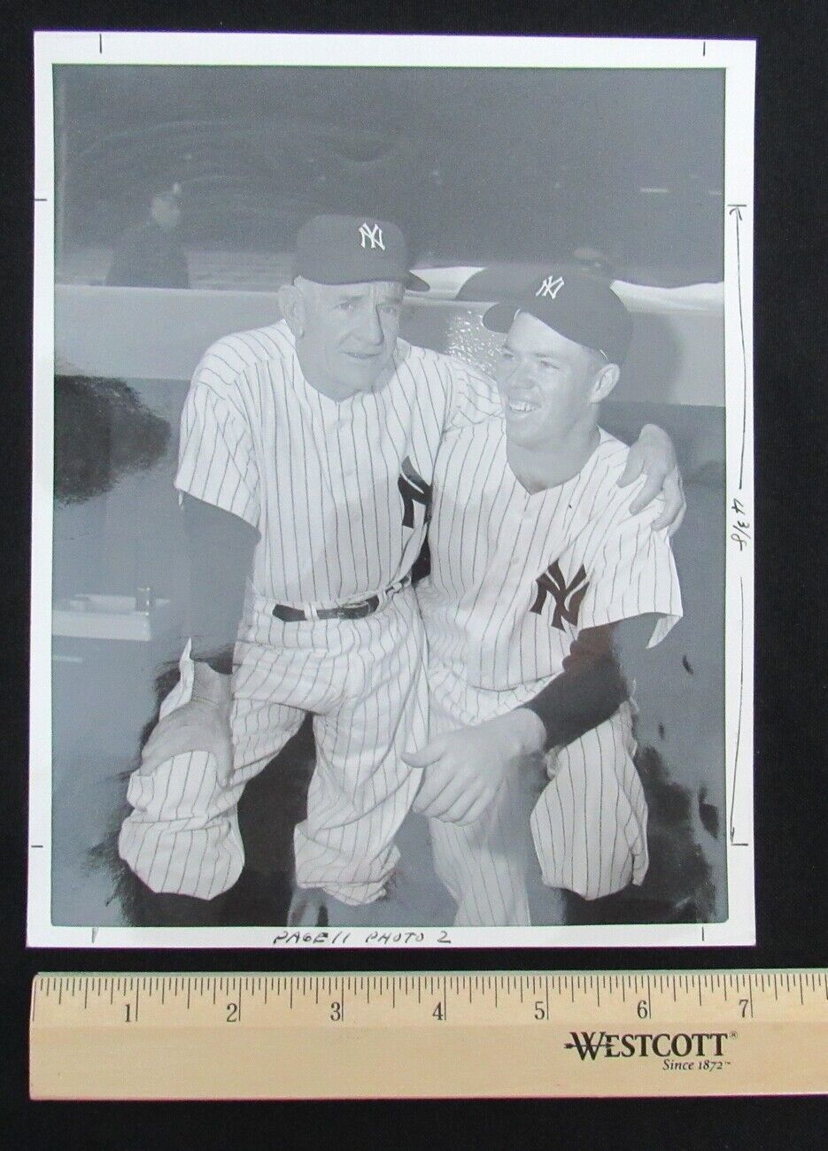 Casey Stengel/Gil McDougald 1951 NY Yankees 7x9 B/W Wire/Press Photo 150828