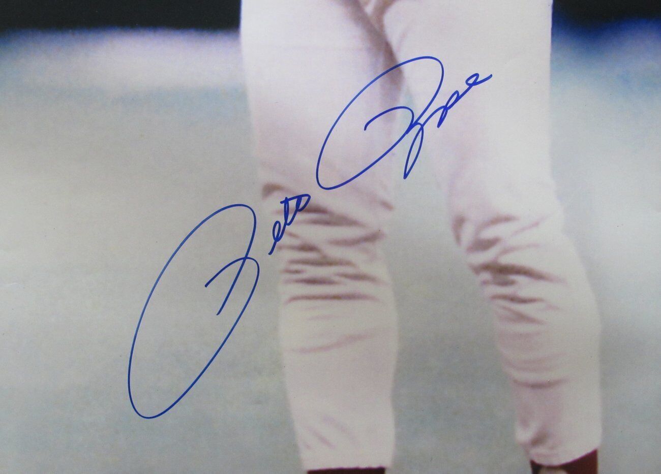 Pete Rose Cincinnati Reds Signed/Autographed 30x40 Photo JSA 165301