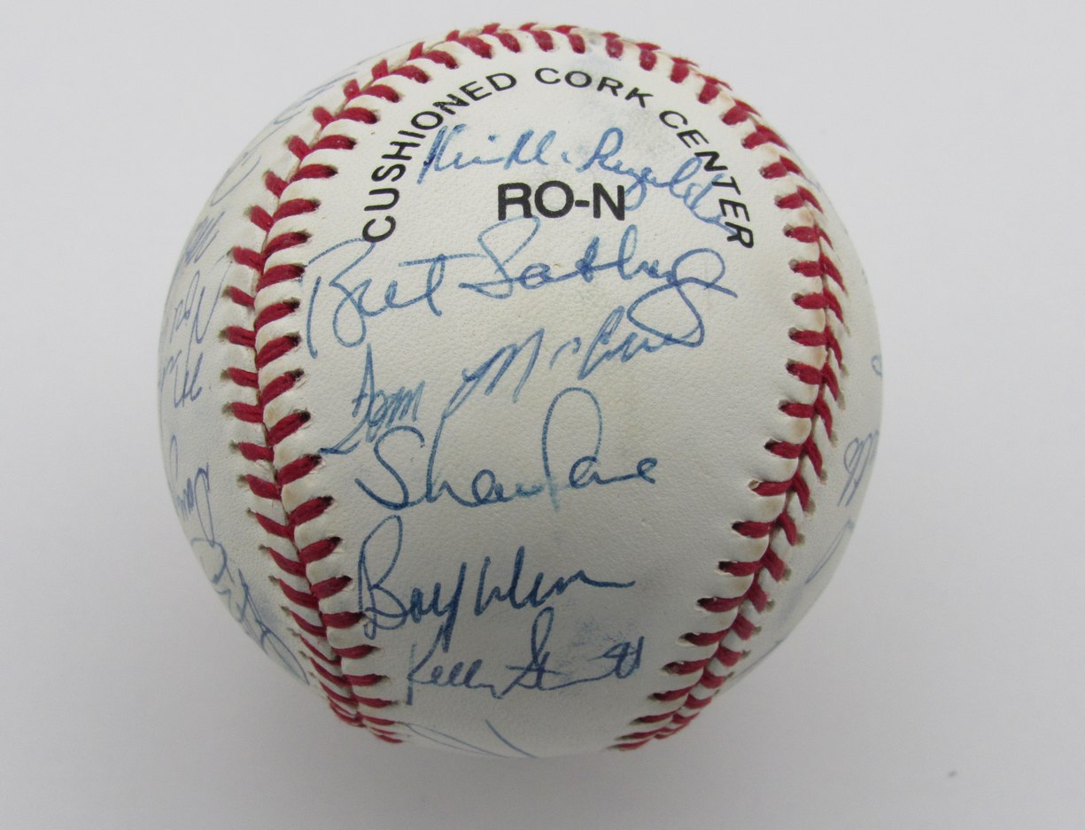 1994 New York Mets Team Signed by 30 Players ONL Baseball Saberhagen 185522