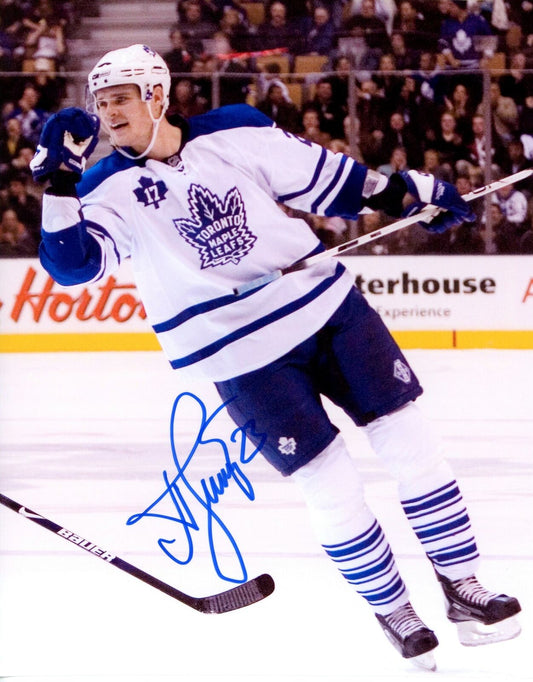 Alexei Ponikarovsky Toronto Maple Leafs Signed/Autographed 8x10 Photo 153397