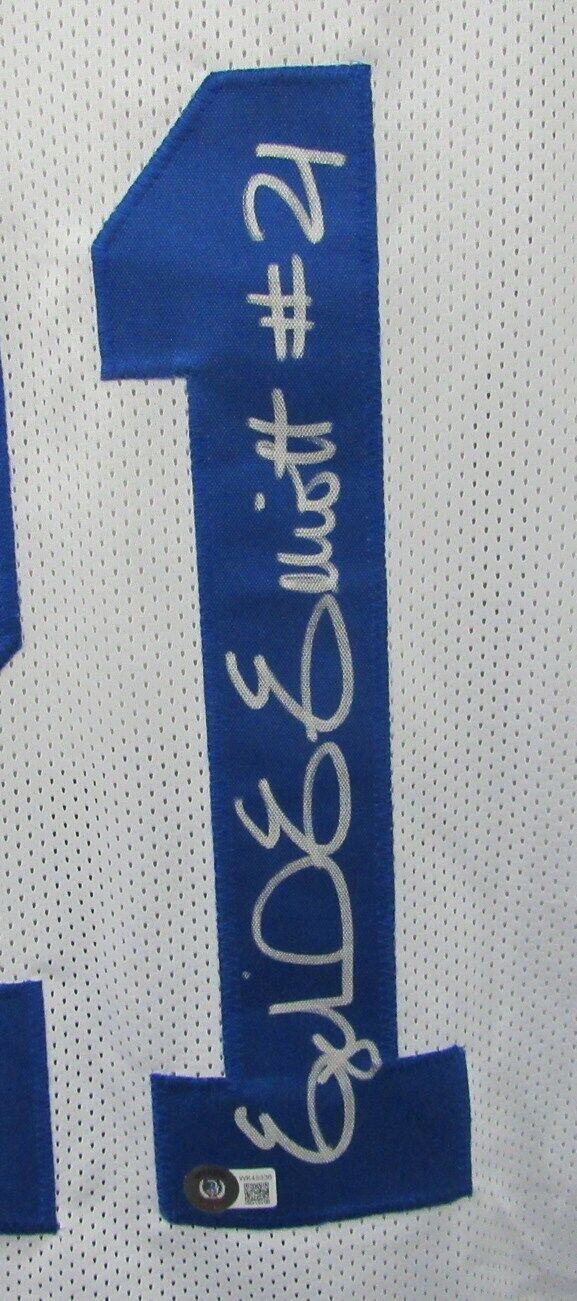 Ezekiel Elliott Autographed Dallas Cowboys Custom Football Jersey Beckett