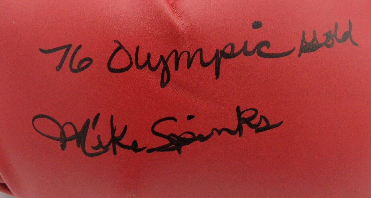 Michael Spinks Boxing Signed/Inscr Everlast Red Left Boxing Glove JSA 154753