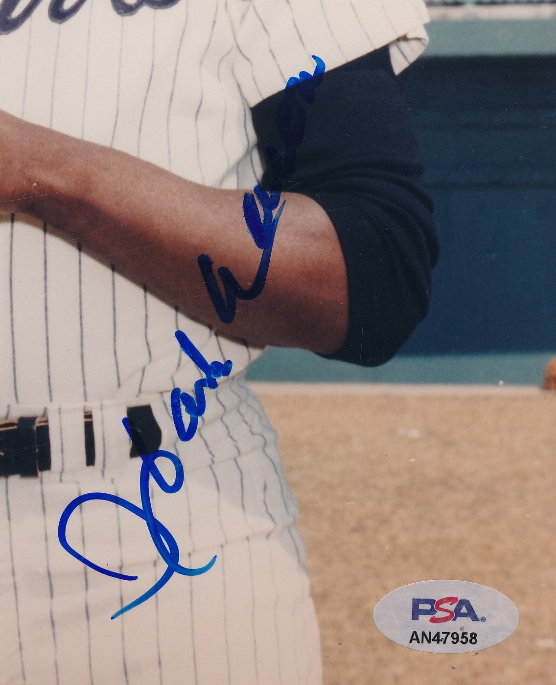 Hank Aaron HOF Signed/Autographed 8x10 Photo Atlanta Braves PSA/DNA 191859