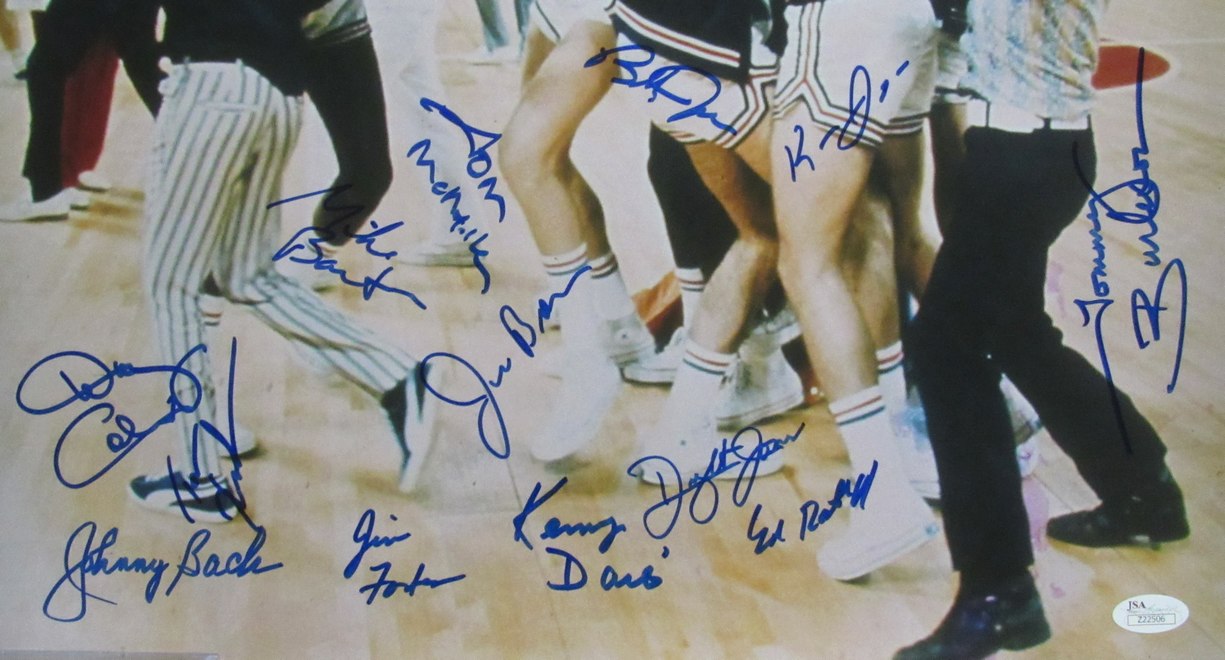 1972 Team USA Basketball 13x Team Signed 16x20 Photo Olympics JSA 193123