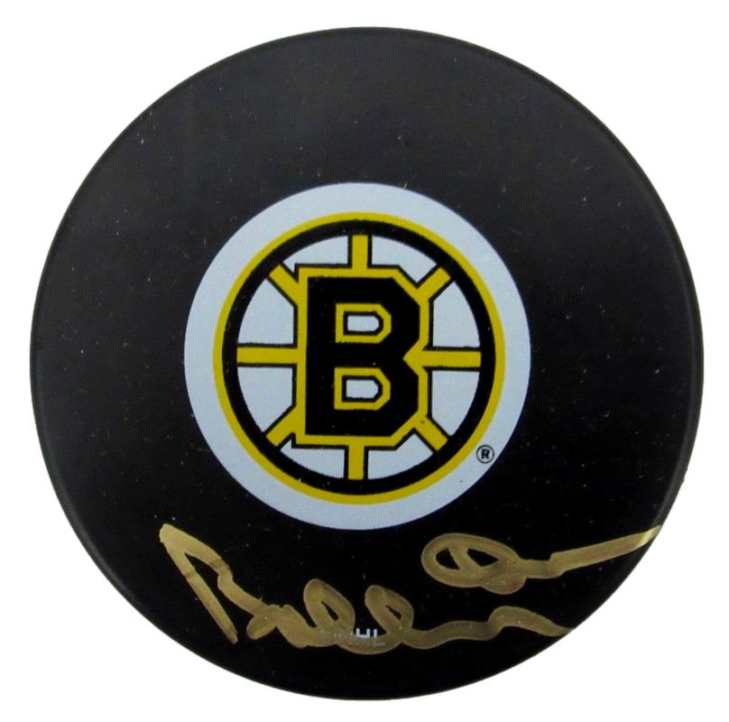 Bobby Orr HOF Signed/Auto Hockey Puck Boston Bruins JSA 186358