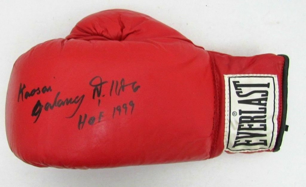 Khaosai Galaxy HOF Signed Everlast Boxing Glove JSA 134550