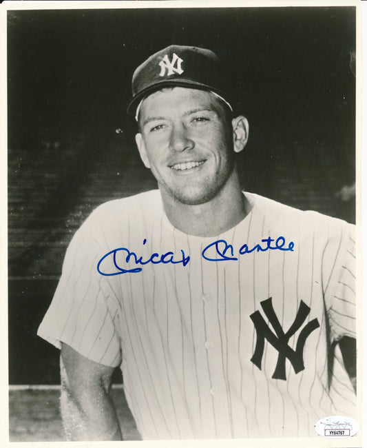 Mickey Mantle HOF Signed/Autographed 8x10 B/W Photo NY Yankees JSA 190283